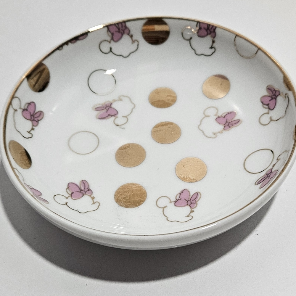 Small Minnie Mouse dish